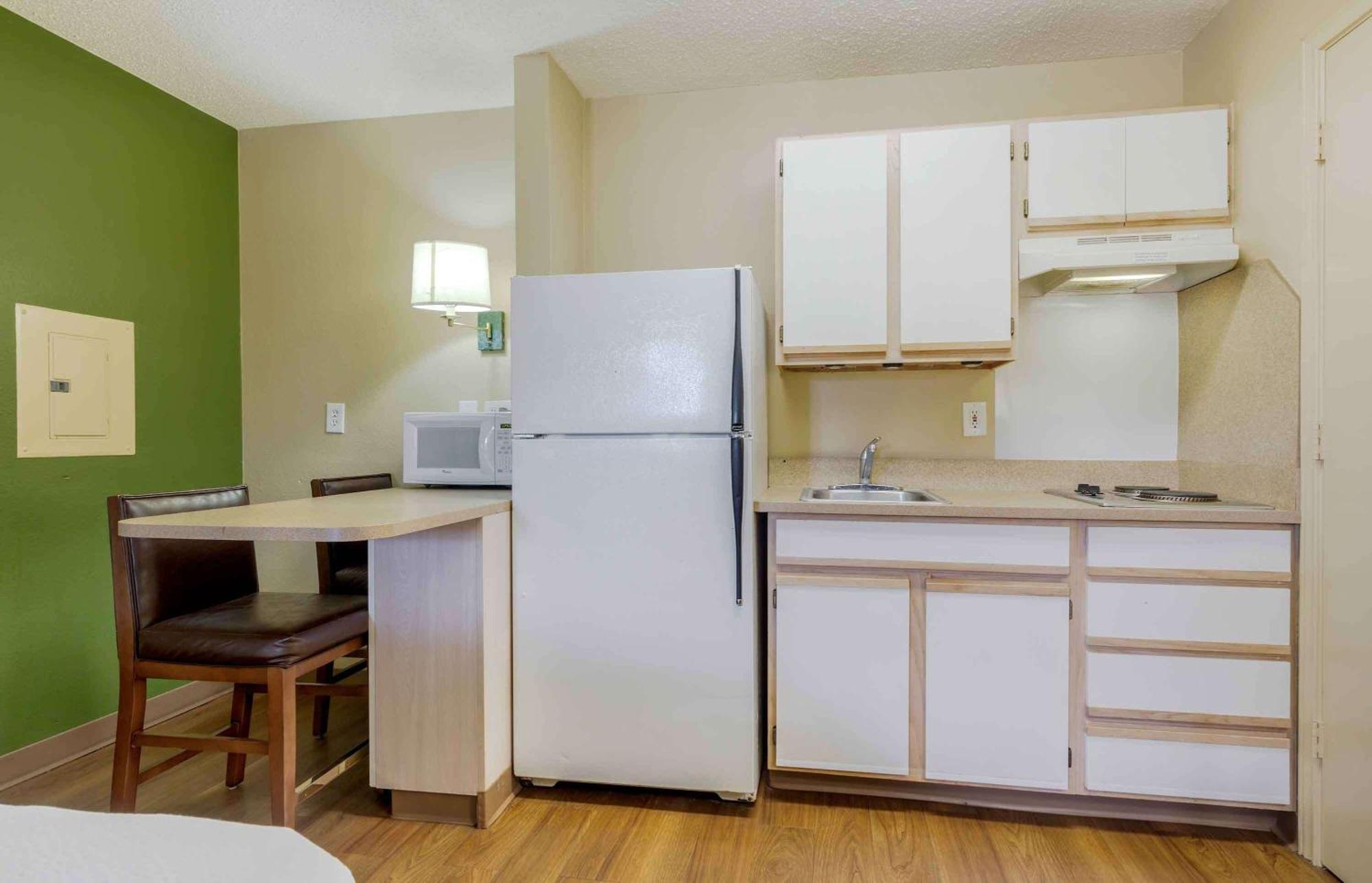 Extended Stay America Suites - Dallas - Las Colinas - Carnaby St Irving Eksteriør bilde