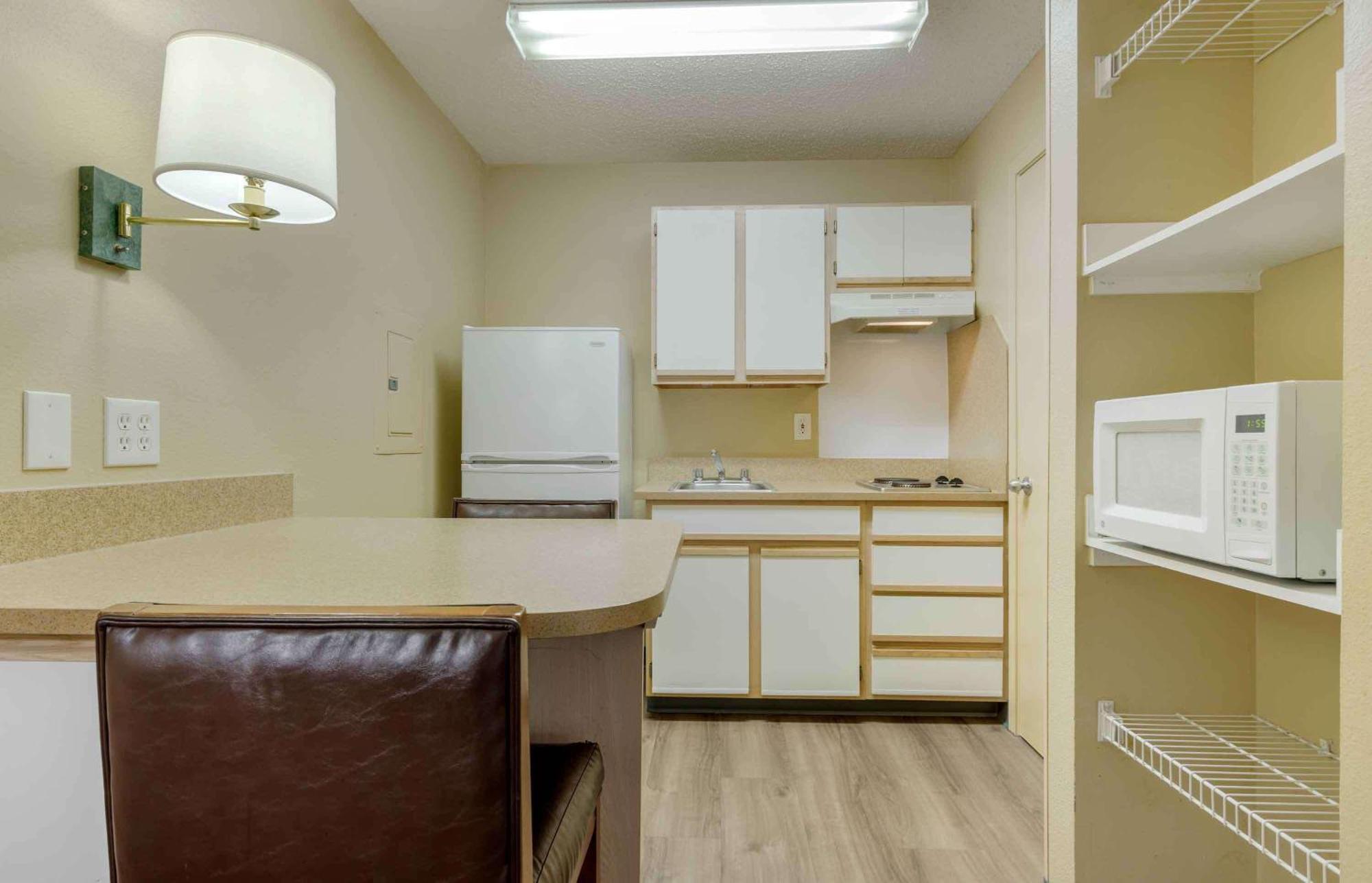 Extended Stay America Suites - Dallas - Las Colinas - Carnaby St Irving Eksteriør bilde
